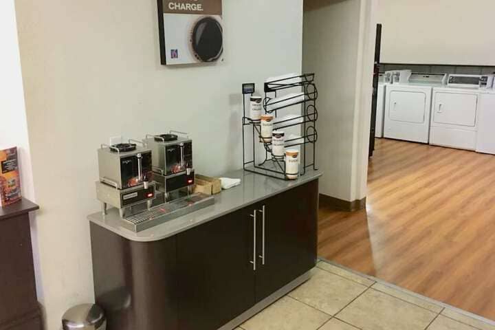Breakfast/Coffee Service 59 of 87