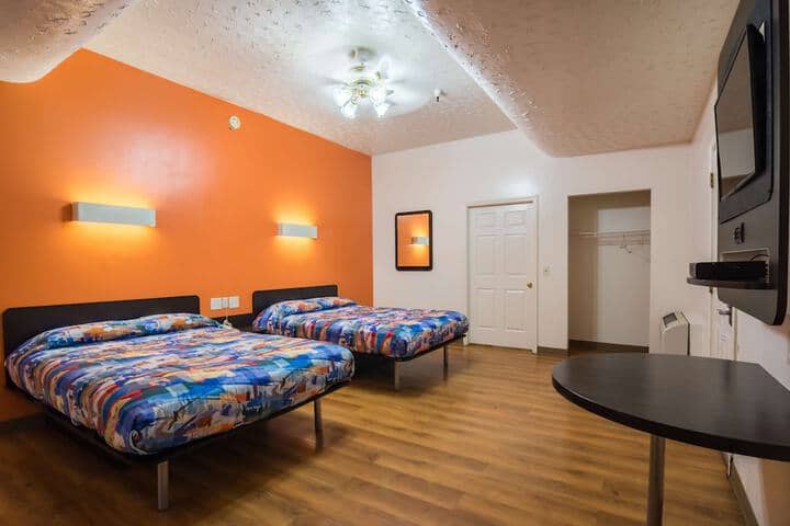 Room 17 of 87