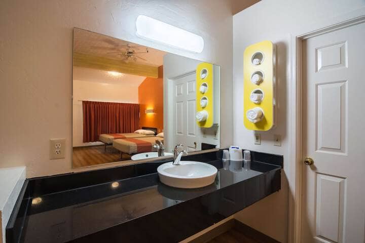 Room 45 of 87